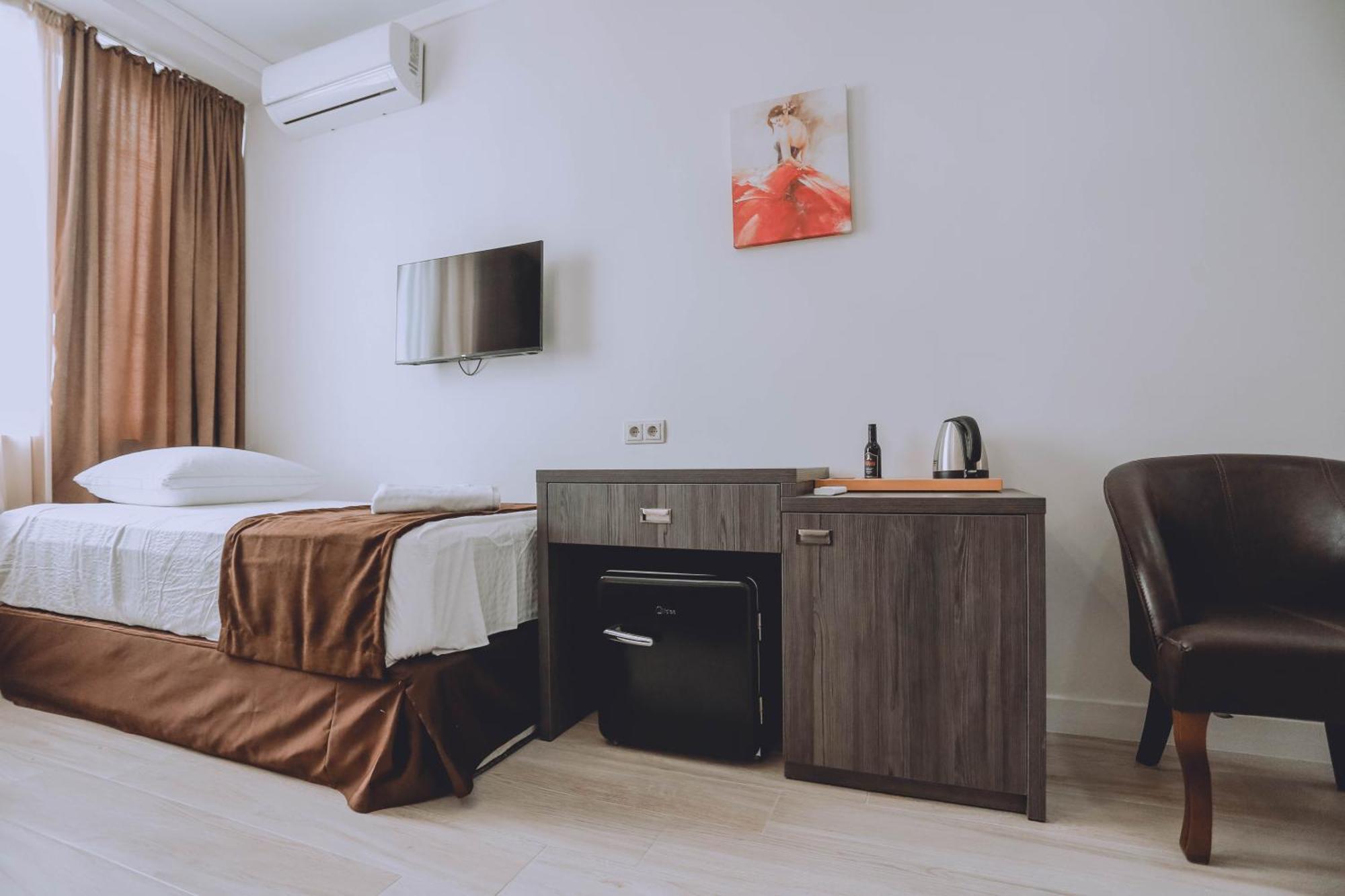 Royal Medis Hotel Batumi Esterno foto