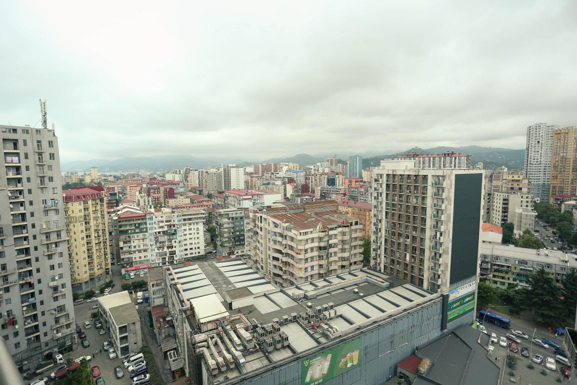 Royal Medis Hotel Batumi Esterno foto
